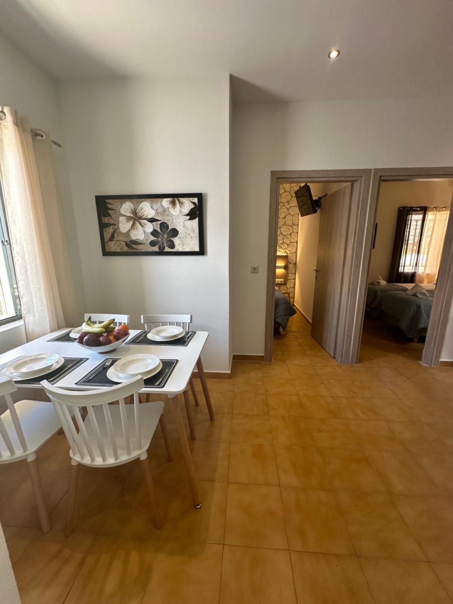 Vladimiros Apartments Barbáti Kültér fotó