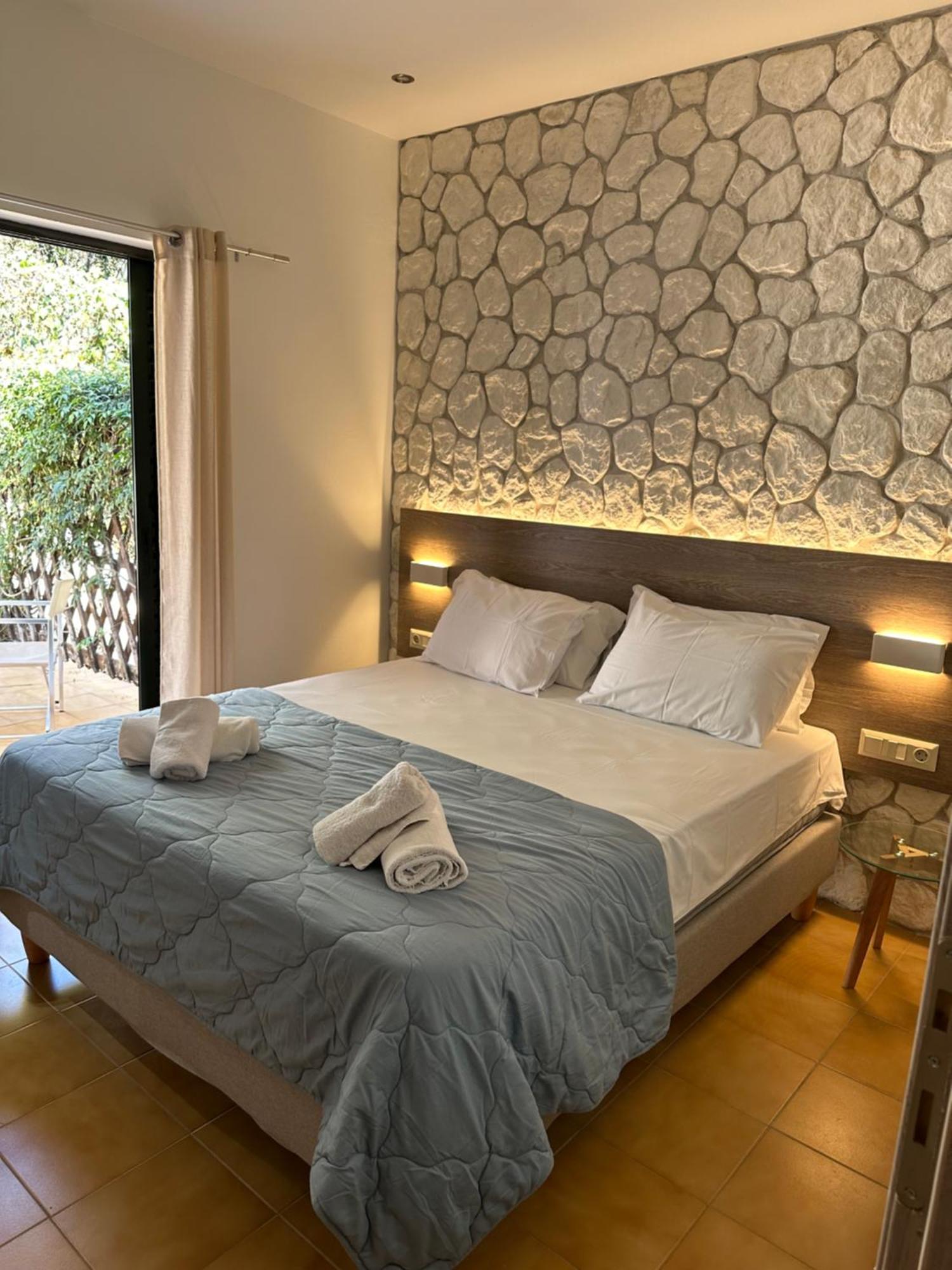 Vladimiros Apartments Barbáti Kültér fotó