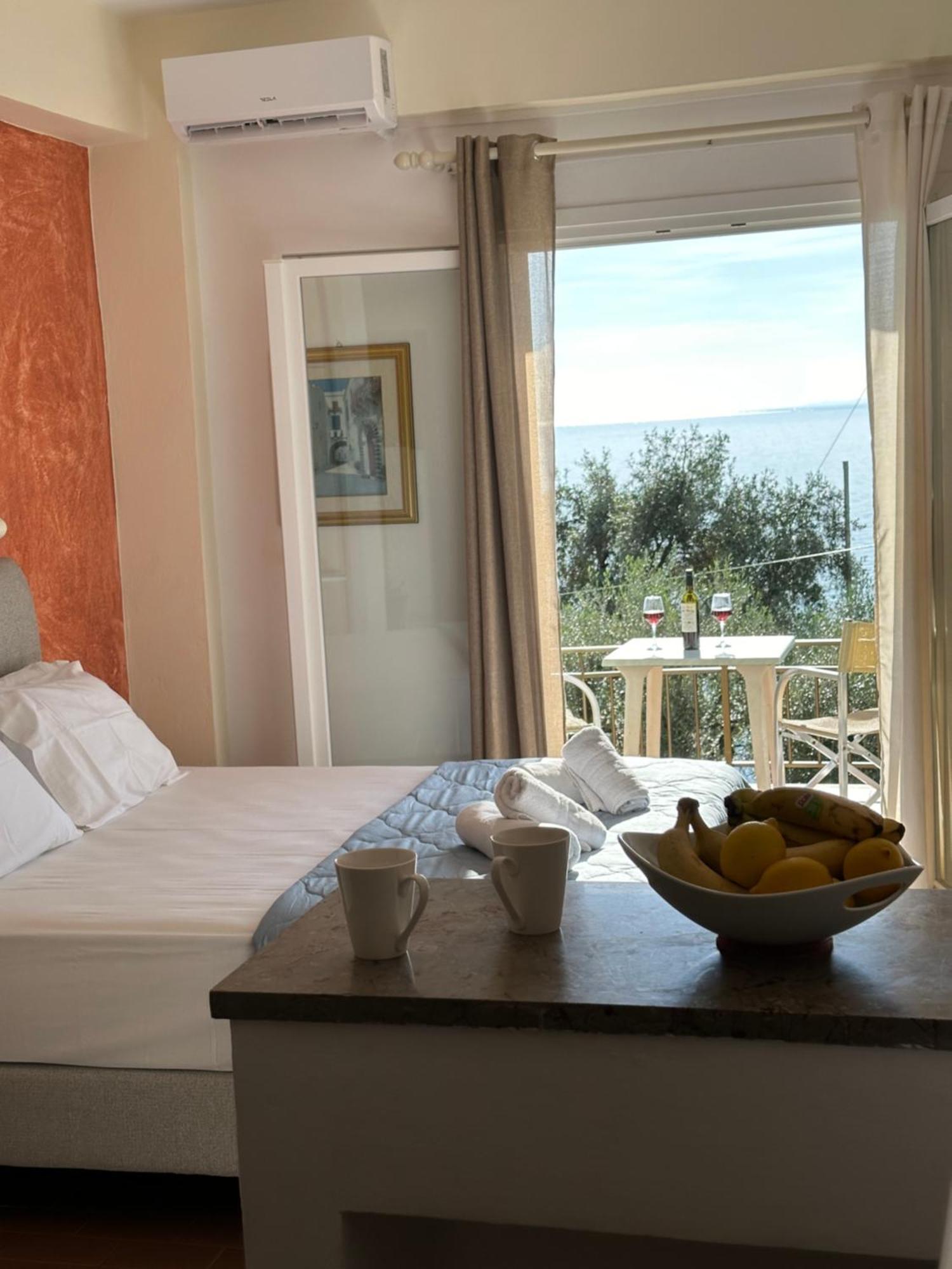 Vladimiros Apartments Barbáti Kültér fotó
